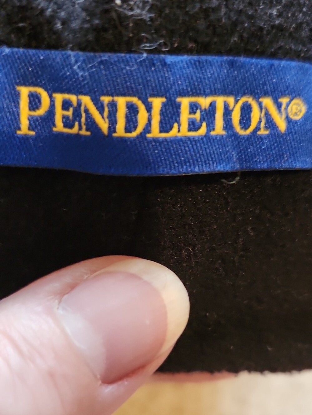 Pendleton Neckwarmer - Picture 3 of 3